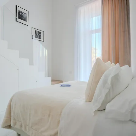 Guest house La Corte Dei Mille Luxury Naples