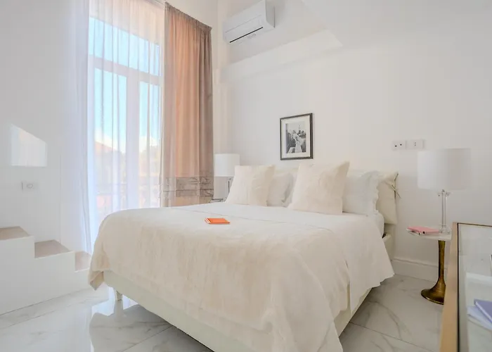 La Corte Dei Mille Luxury 4* Неаполь