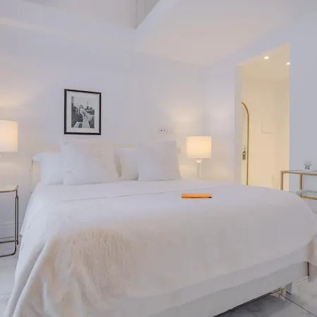 La Corte Dei Mille Luxury نابولي