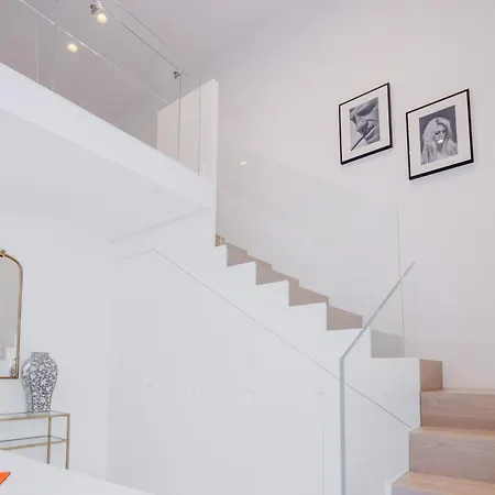 La Corte Dei Mille Luxury Naples