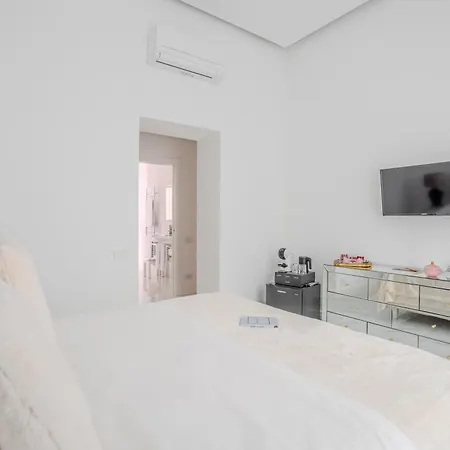 La Corte Dei Mille Luxury 4* Neapel