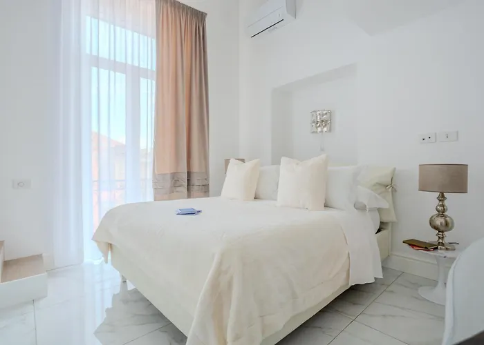 게스트하우스 La Corte Dei Mille Luxury 4*